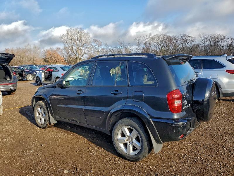 Foto 2 de la subasta – 2005 TOYOTA RAV4 con VIN JTEHD20V356036313