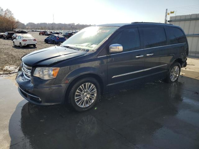 CHRYSLER TOWN & COU 2013 with VIN 2C4RC1CG1DR646947 - Photo from auction