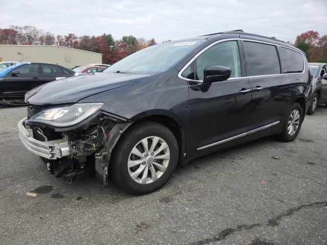 CHRYSLER PACIFICA T 2017 مع رقم تعريف المركبة 2C4RC1BGXHR711687 - صورة من المزاد