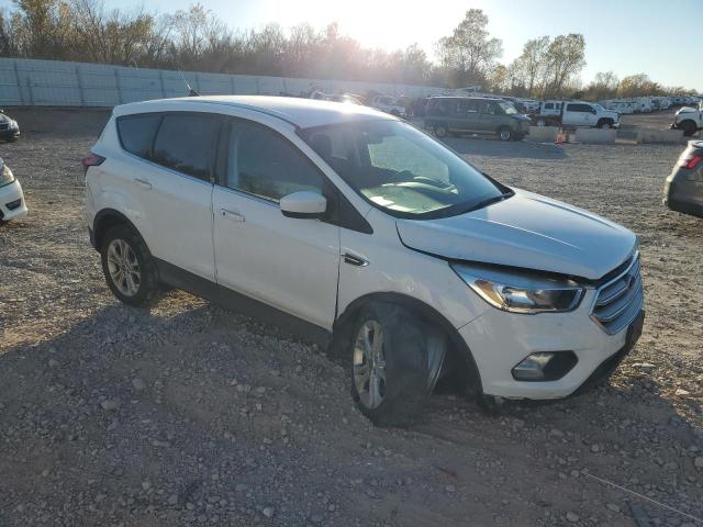 Photo 4 from auction – 2019 FORD ESCAPE with VIN 1FMCU9G96KUB65262