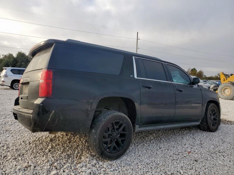 Photo 3 from auction – 2016 CHEVROLET SUBURBAN C with VIN 1GNSCHKC5GR132593