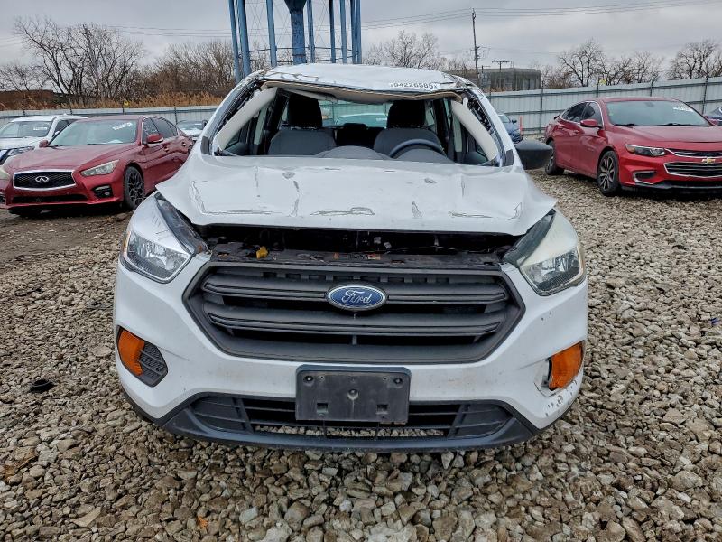 Photo 5 from auction – 2017 FORD ESCAPE S with VIN 1FMCU0F75HUB57464