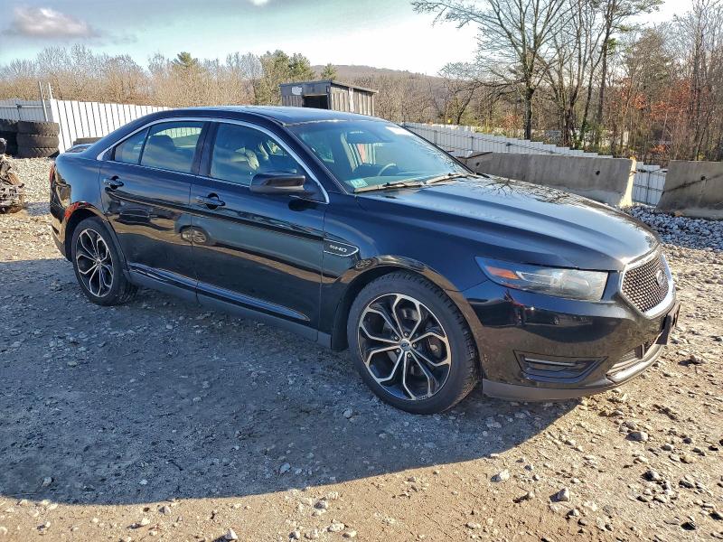 Photo 4 from auction – 2016 FORD TAURUS SHO with VIN 1FAHP2KTXGG118372