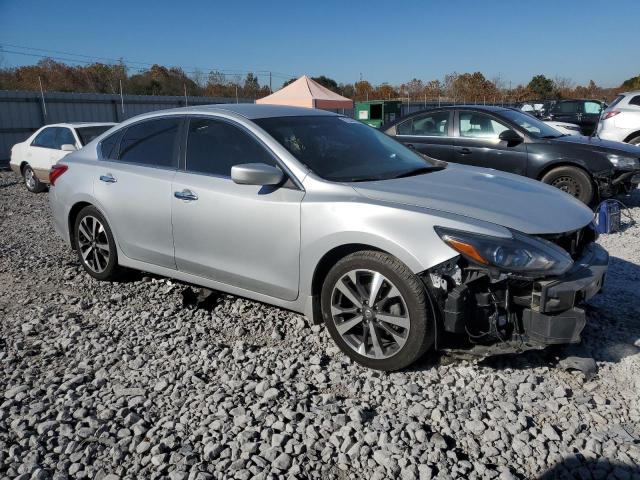 Photo 4 from auction – 2016 NISSAN ALTIMA 2.5 with VIN 1N4AL3AP7GC121681