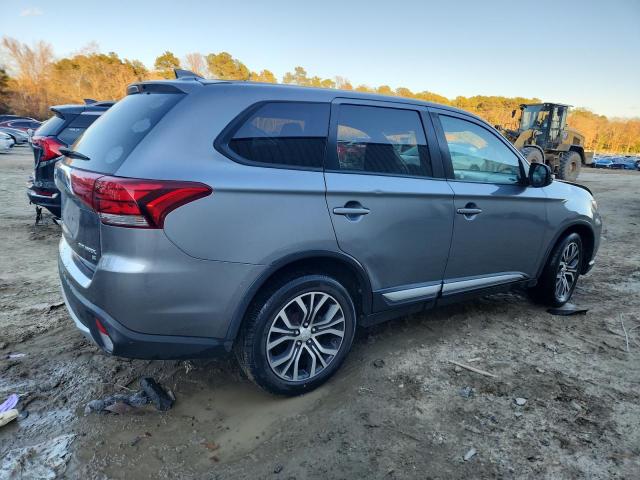 Photo 3 from auction – 2018 MITSUBISHI OUTLANDER with VIN JA4AD3A39JJ003116