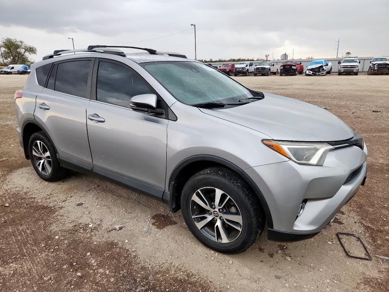 Photo 4 from auction – 2017 TOYOTA RAV4 XLE with VIN 2T3WFREV2HW355339