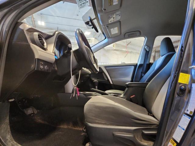 Photo 7 from auction – 2015 TOYOTA RAV4 LE with VIN JTMBFREVXFJ035499