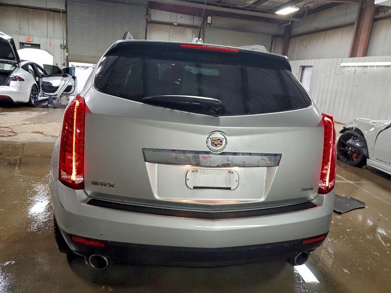 Photo 6 from auction – 2015 CADILLAC SRX with VIN 3GYFNAE30FS572038