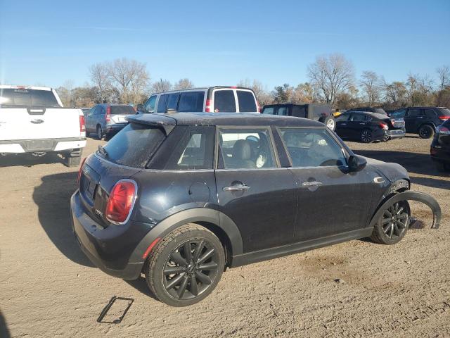 Photo 3 from auction – 2021 MINI COOPER with VIN WMWXU7C03M2M98323