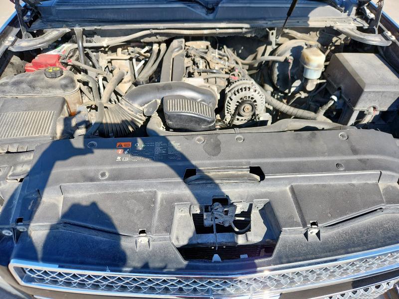 Photo 12 from auction – 2011 CHEVROLET SUBURBAN C with VIN 1GNSCJE01BR101021