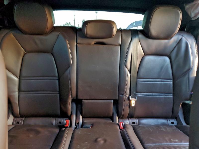 Photo 10 from auction – 2019 PORSCHE CAYENNE S with VIN WP1AB2AY5KDA62065