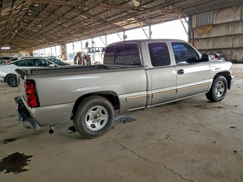 Photo 3 from auction – 2000 CHEVROLET SILVERADO with VIN 1GCEC19T3YZ158694