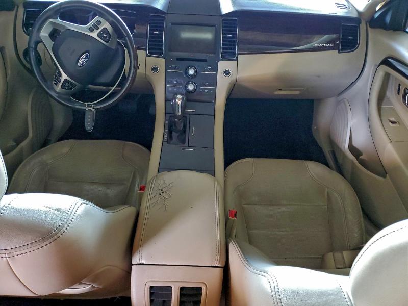Photo 8 from auction – 2015 FORD TAURUS LIM with VIN 1FAHP2F81FG165617