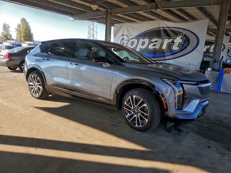 Photo 4 from auction – 2025 CADILLAC OPTIQ SPOR with VIN 3GYK3EMR2SS231400