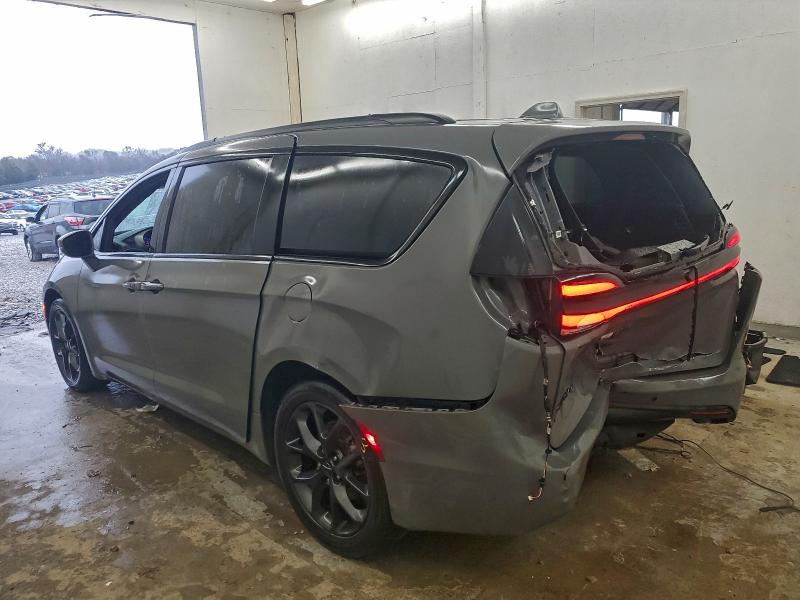 Photo 2 from auction – 2022 CHRYSLER PACIFICA T with VIN 2C4RC1BGXNR137796