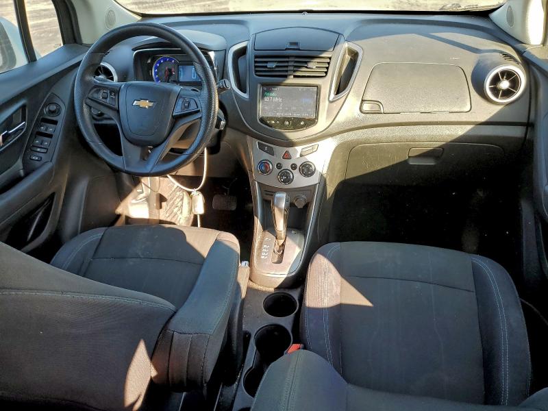 Photo 8 from auction – 2015 CHEVROLET TRAX 1LT with VIN 3GNCJLSB7FL226825