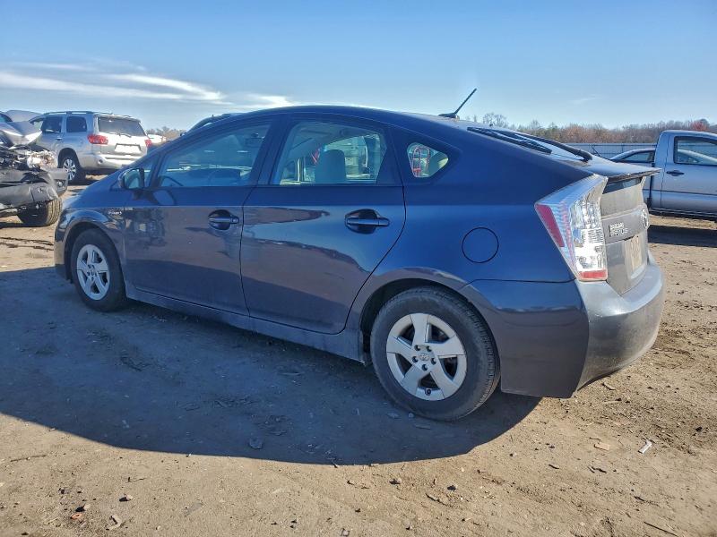 Photo 2 from auction – 2011 TOYOTA PRIUS with VIN JTDKN3DU0B0266260