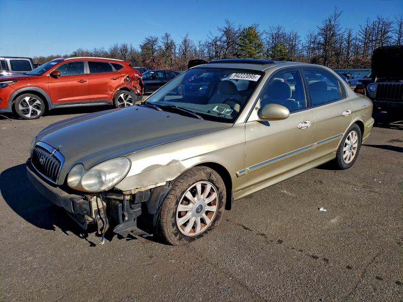 HYUNDAI SONATA GLS 2002 with VIN KMHWF35H82A564254 - Photo from auction