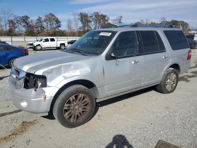 FORD EXPEDITION 2013 with VIN 1FMJU1K56DEF42554 - Photo from auction