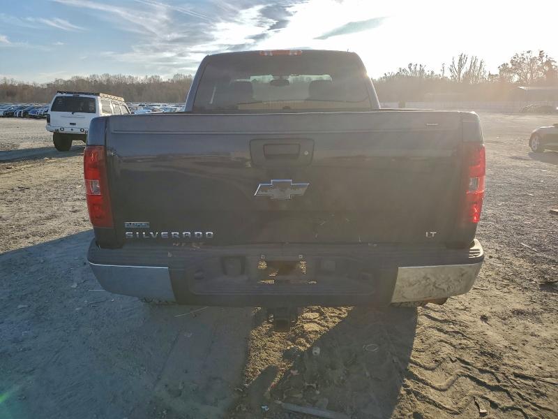 Photo 6 from auction – 2010 CHEVROLET SILVERADO with VIN 1GCSCSE07AZ101327