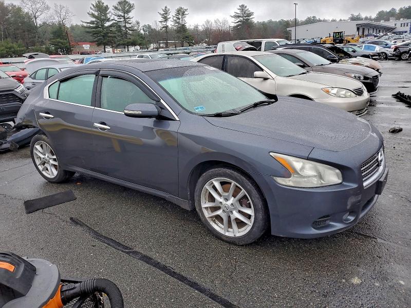 Photo 4 from auction – 2010 NISSAN MAXIMA S with VIN 1N4AA5AP5AC809509