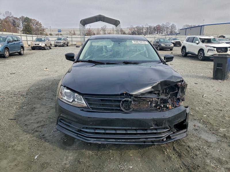 Photo 5 from auction – 2017 VOLKSWAGEN JETTA S with VIN 3VW2B7AJ1HM213015