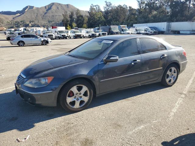 ACURA RL 2005 with VIN JH4KB165X5C012902 - Photo from auction