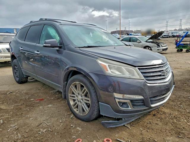 Photo 4 from auction – 2014 CHEVROLET TRAVERSE L with VIN 1GNKVGKD7EJ333047