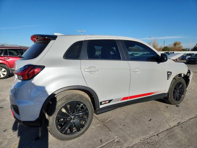 Photo 3 from auction – 2023 MITSUBISHI OUTLANDER with VIN JA4ARUAU1PU009323