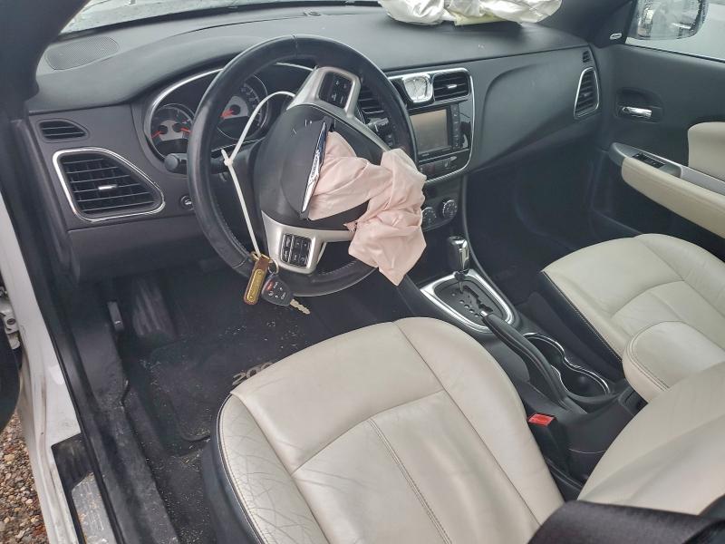 Photo 8 from auction – 2013 CHRYSLER 200 LIMITE with VIN 1C3BCBFG7DN545707