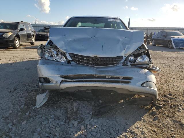 Photo 5 from auction – 2004 TOYOTA CAMRY LE with VIN 4T1BF32K54U071969