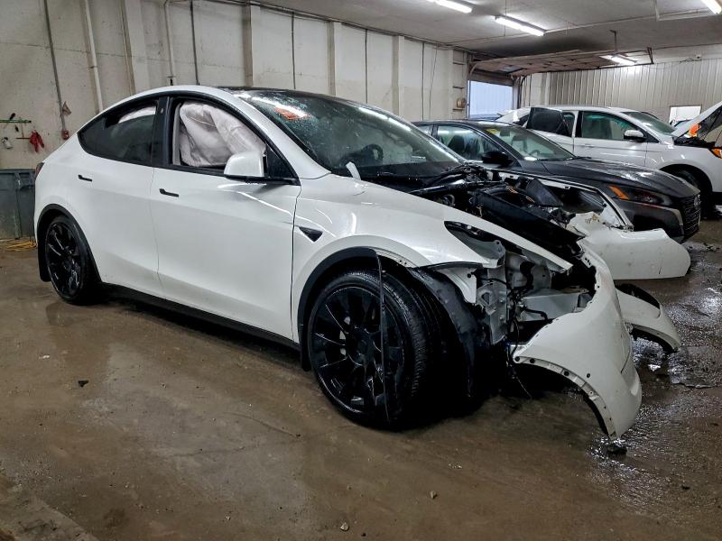 Photo 4 from auction – 2021 TESLA MODEL Y with VIN 5YJYGDEE6MF191649