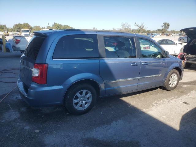 Photo 3 from auction – 2012 CHRYSLER TOWN & COU with VIN 2C4RC1BG1CR187211