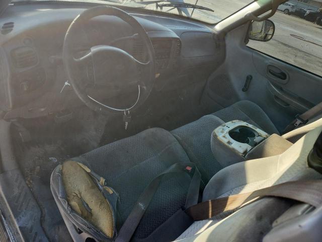 Photo 8 from auction – 2002 FORD F150 with VIN 1FTRX17W72KA30199
