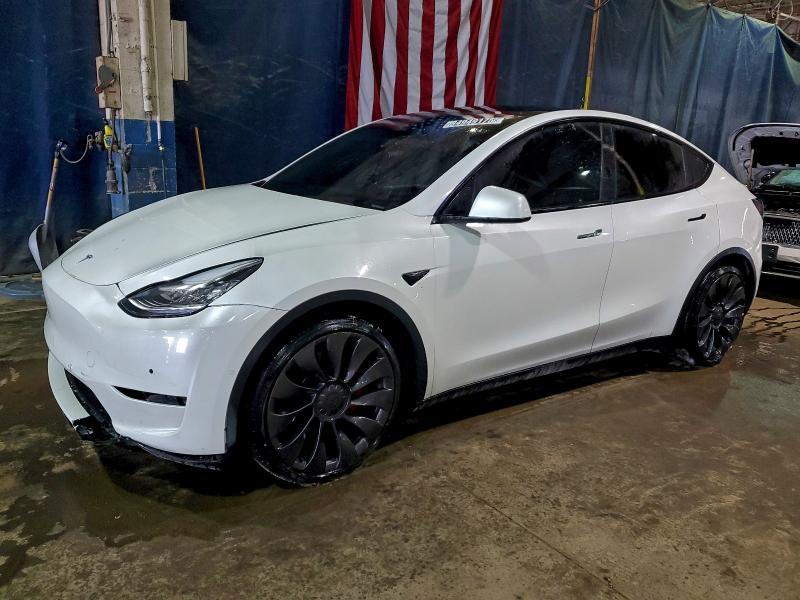 TESLA MODEL Y 2021 con VIN 5YJYGDEF3MF072983 - Foto de la subasta