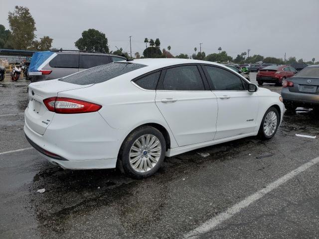 Photo 3 from auction – 2016 FORD FUSION with VIN 3FA6P0LU1GR281410