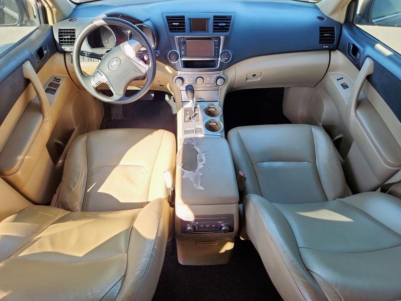 Photo 8 from auction – 2013 TOYOTA HIGHLANDER with VIN 5TDZA3EH8DS040866