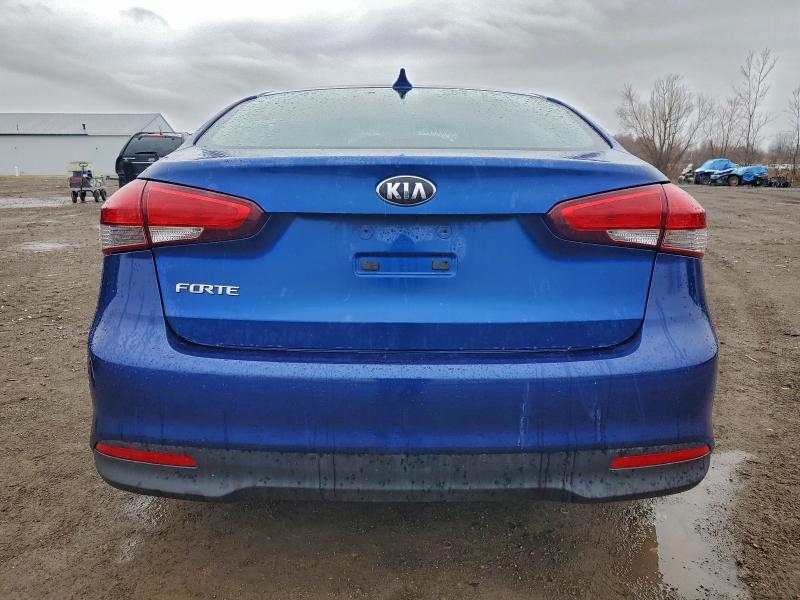 Photo 6 from auction – 2018 KIA FORTE LX with VIN 3KPFK4A79JE238381