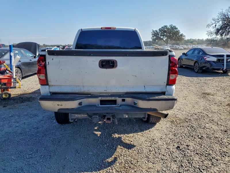 Photo 6 from auction – 2006 CHEVROLET SILVERADO with VIN 1GCHC29U46E280481