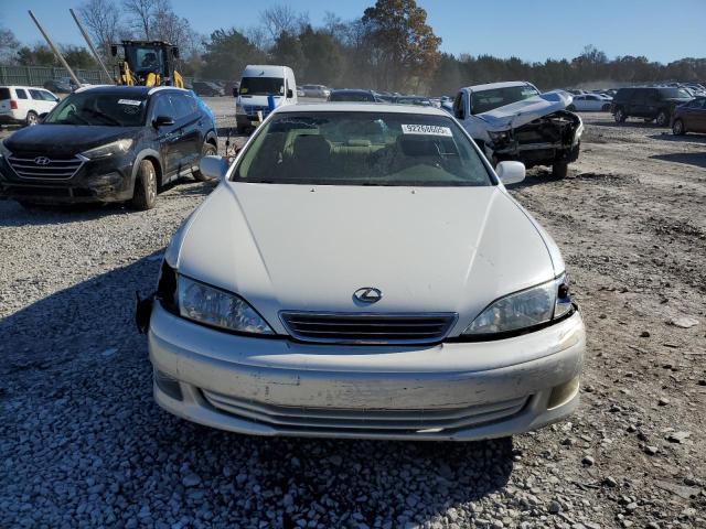 Photo 5 from auction – 2001 LEXUS ES 300 with VIN JT8BF28G510310004