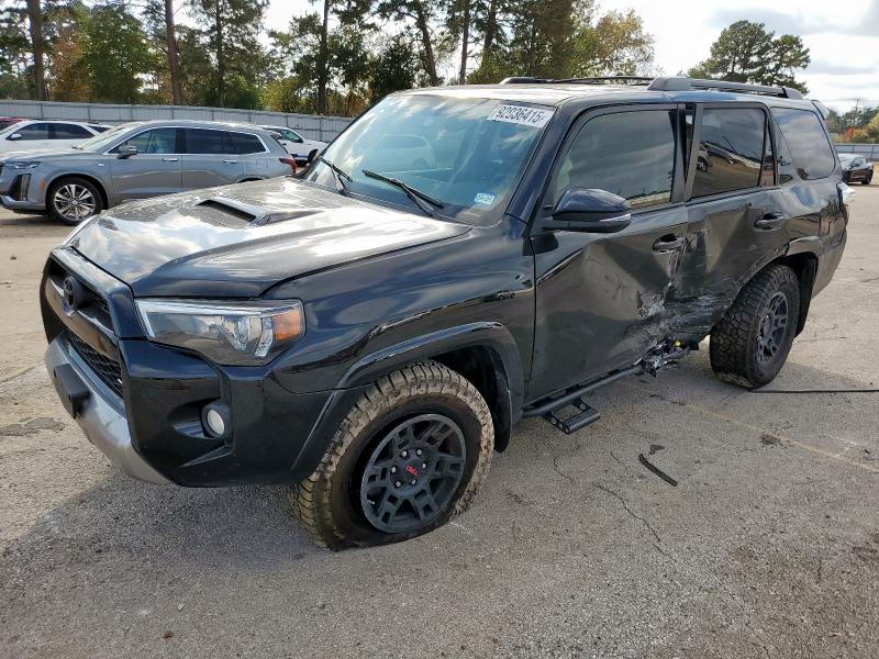 TOYOTA 4RUNNER SR 2019 with VIN JTEBU5JR3K5719252 - Photo from auction