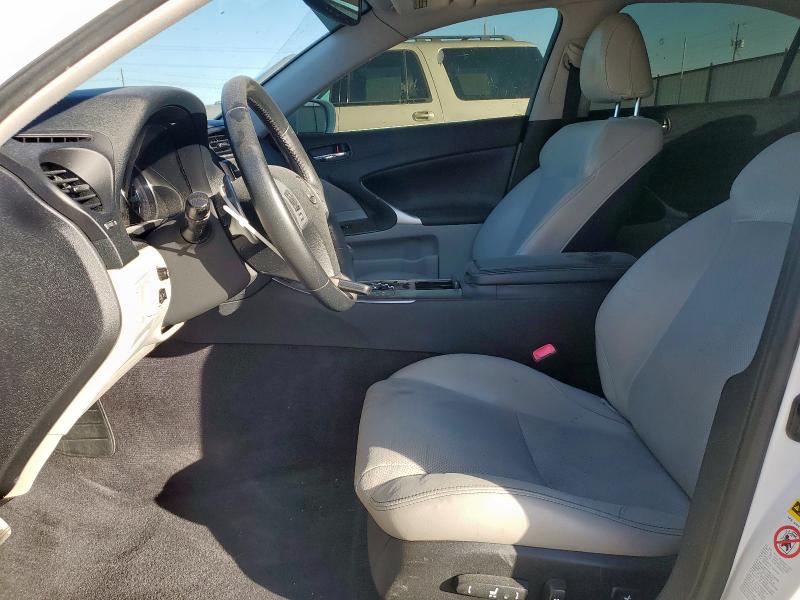 Photo 7 from auction – 2011 LEXUS IS 250 with VIN JTHBF5C26B5135053