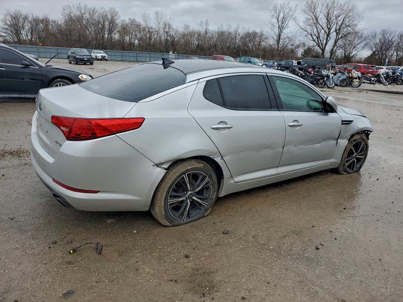 Photo 3 from auction – 2012 KIA OPTIMA EX with VIN 5XXGN4A75CG070289