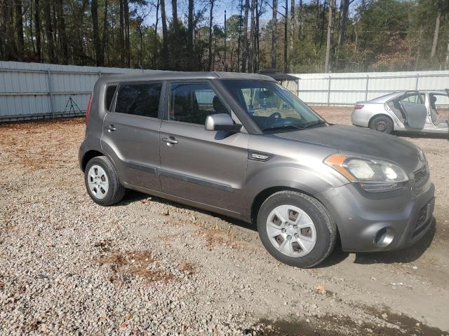 Photo 4 from auction – 2013 KIA SOUL with VIN KNDJT2A52D7631458
