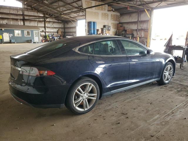 Photo 3 from auction – 2014 TESLA MODEL S 85 with VIN 5YJSA1H11EFP42473