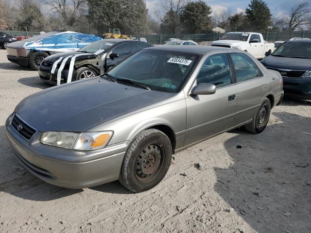 TOYOTA CAMRY CE 2001 with VIN 4T1BG22K91U030201 - Photo from auction
