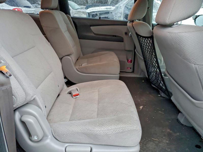 Photo 11 from auction – 2015 HONDA ODYSSEY EX with VIN 5FNRL5H49FB114804