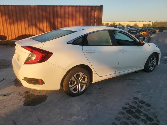 Photo 3 from auction – 2017 HONDA CIVIC LX with VIN 19XFC2F58HE055556