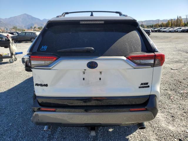 Photo 6 from auction – 2020 TOYOTA RAV4 XSE with VIN JTMEWRFVXLD547365