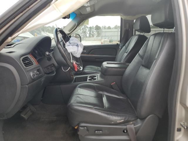 Photo 7 from auction – 2008 CHEVROLET SUBURBAN with VIN 1GNFC16018R277754